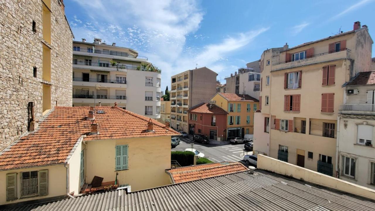Appartement Neuf De 3 Pieces Avec Climatisation